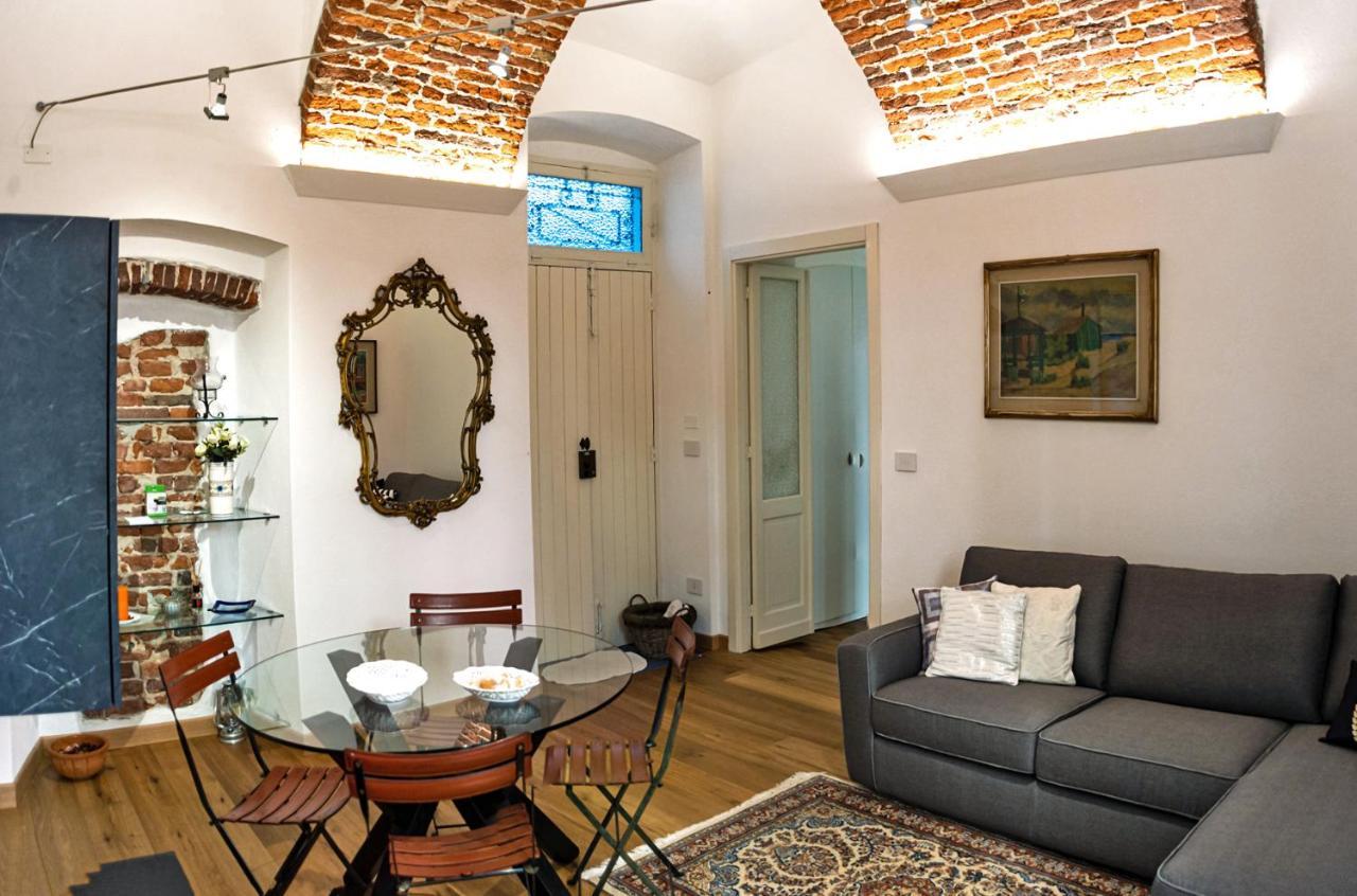 쿠네오 Casa Del Conte Massimiliano Roero 아파트 외부 사진