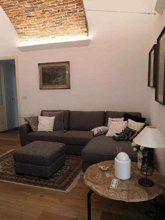 쿠네오 Casa Del Conte Massimiliano Roero 아파트 외부 사진