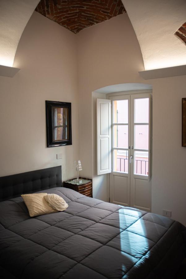 쿠네오 Casa Del Conte Massimiliano Roero 아파트 외부 사진